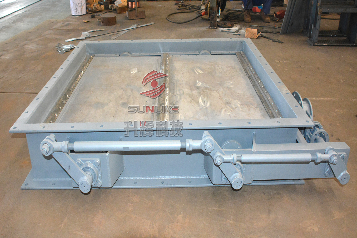 矩形調(diào)節(jié)擋板門